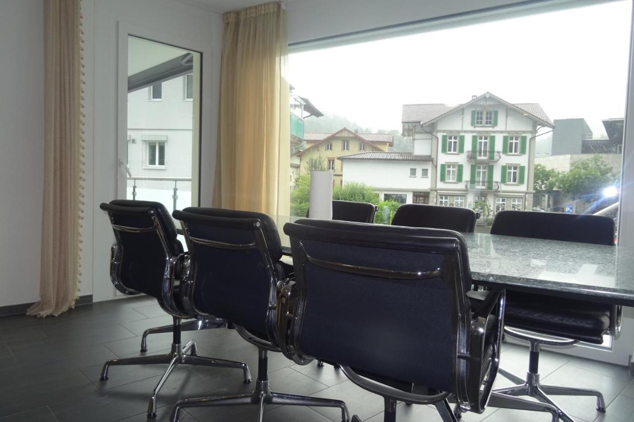 The Golf Apartments Entrelagos Exterior foto