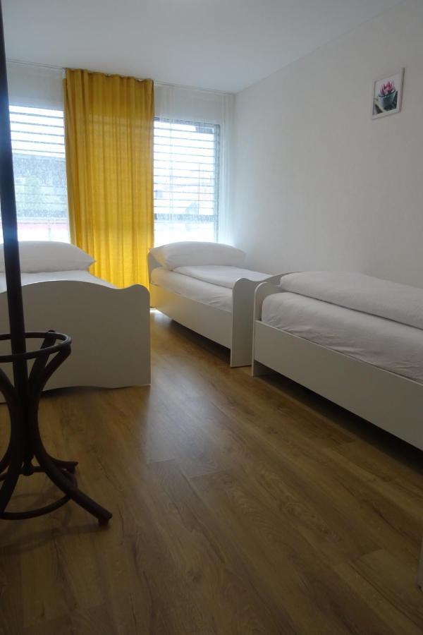 The Golf Apartments Entrelagos Exterior foto